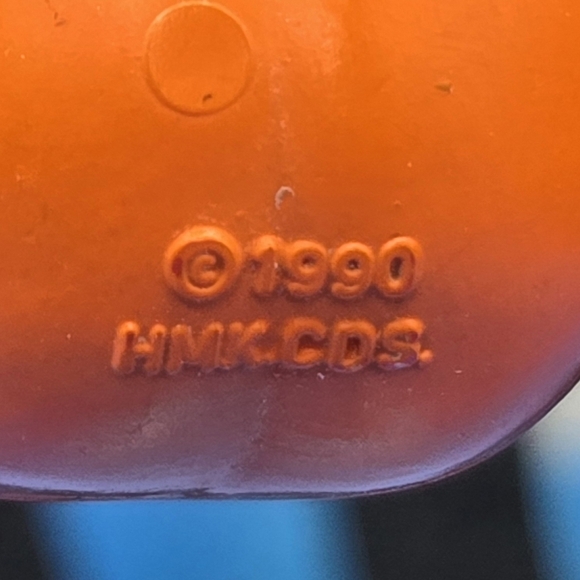 Hallmark Vintage Jack-O-Lantern Gold Hook Earrings - Picture 4 of 4